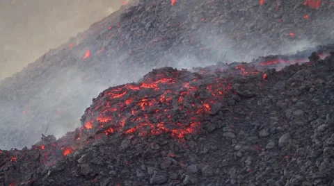 Volcanic lava flow of Mount Etna 스톡 동영상 53239962