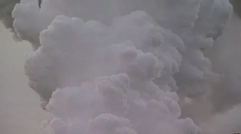 Volcanic Steam Cloud 스톡 동영상 19288590