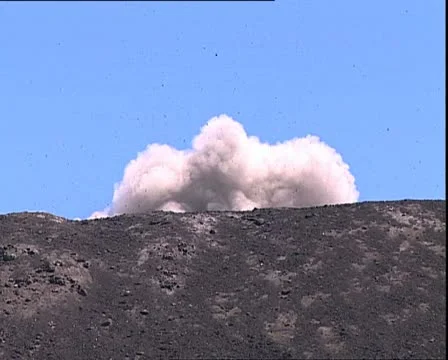 VOLCANO dust explosion det 4 Vídeo Stock 12591161
