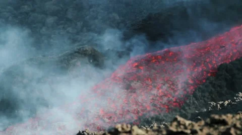 Volcano eruption with lava flow 库存影片 53294994