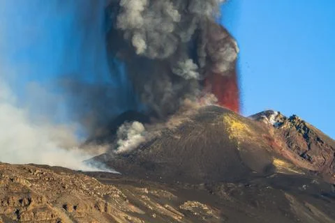Volcano Etna Eruption 스톡 사진