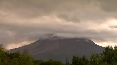 Volcano kizimen timelapse Stock Footage 11884169