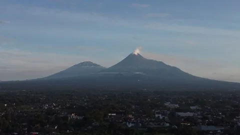 Volcano mount in java 스톡 동영상 247801107