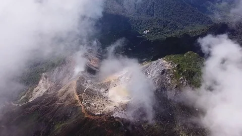Volcano Sibayak caldera Видео 83873426