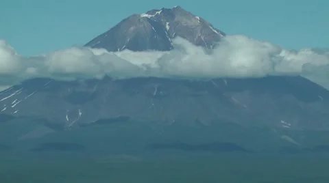 Volcano sleeps 스톡 동영상 8557837