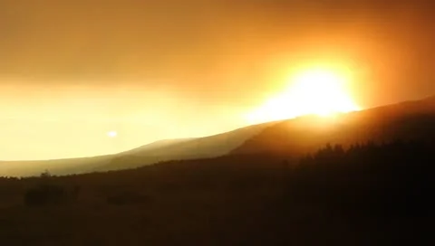 The volcano smoke close the sun 스톡 동영상 8992806