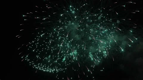 Volleys firework splits millions of lights in the night sky Stock Footage 167804896