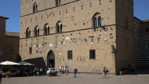Volterra town, medieval palace Palazzo Dei Priori Stock Footage