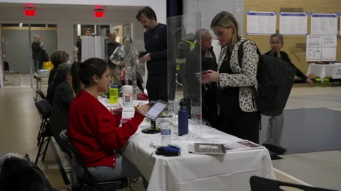 Vote Midterms 2022 Voting Line Washington DC 8K 18 Vidéo 222700497