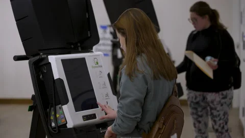 Vote Midterms 2022 Voting Washington DC 4K 03 動画素材 222502579
