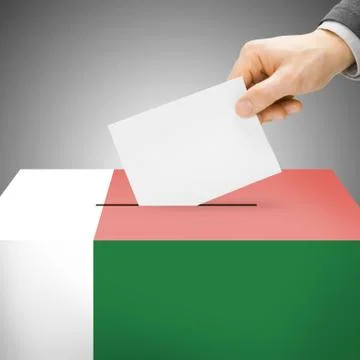 Voting concept - Ballot box painted into national flag colors - Madagascar Stock-Illustration