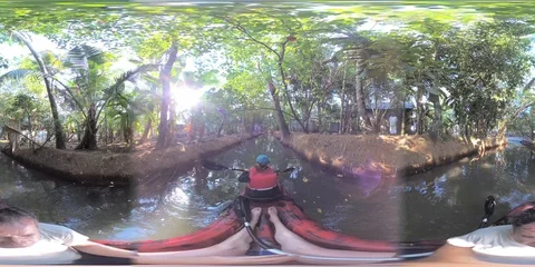 VR 360 Video Kerala / India, kayaking through Munroe Island village Stock Footage