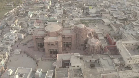 Vrindavan, city of 5000 temples. India, 4k aerial ungraded Stock-Footage 107728246