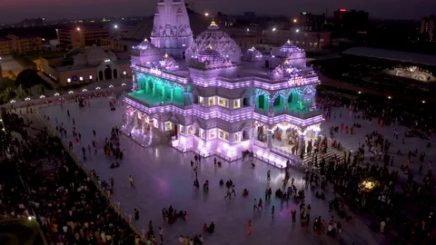 Vrindavan, city of 5000 temples. India, 4k aerial 스톡 동영상 109375298