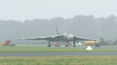Vulcan getting ready to fly time lapse 1 스톡 동영상 290064