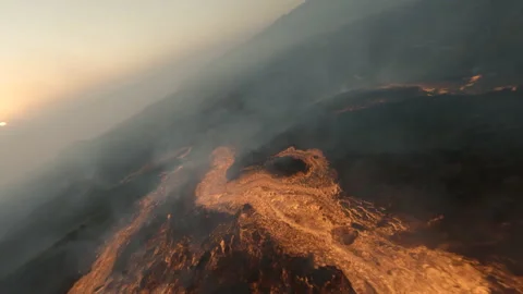 Vulcano Eruption La Palma 2021 - Canary Islands Video stock 168903353
