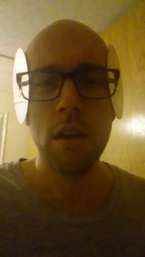 VV1179 CD glasses flip Stock-Footage 129459376