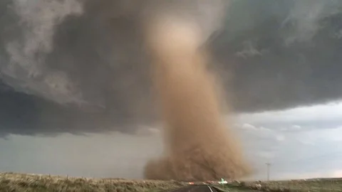 VV1308 Feeling the wrath of the Wray Tornado. Vidéo 129461653