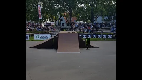 VV1475 Security guard shows stunt riders how its done! Stock-Footage 129458056