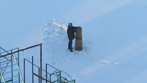 VV1694 When you get tormented by a carpet Vidéo 129397870