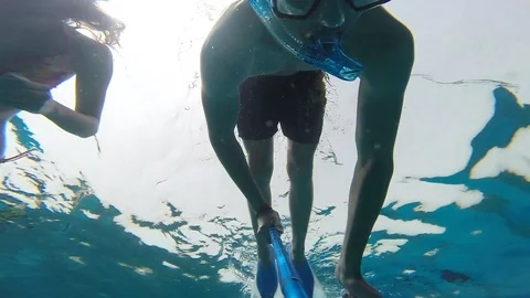 VV2188 How not to snorkel Stock-Footage 129456978