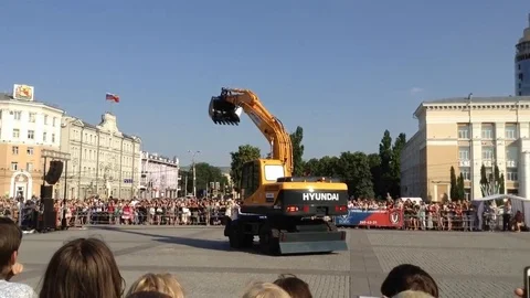 VV2495 Digger Man Stock-Footage 129460458