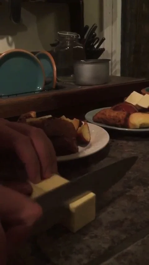 VV2834 Butter stacking like a boss Stock-Footage 129453717