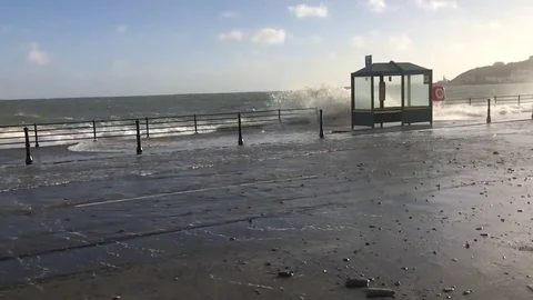 VV287  UK storms Slo mo storm surge douglas prom Isle of Man Stock-Footage 129454511