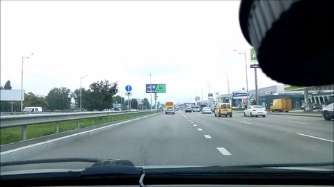 VV3288 Van on Van collision Stock-Footage 129456360