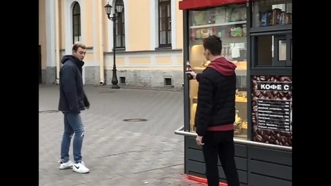 VV3501 Allow me! Stock-Footage 129458251