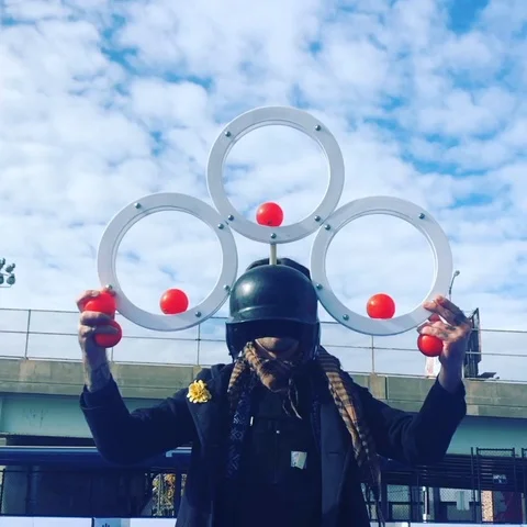 VV3653 Juggle hat Stock-Footage 129402880