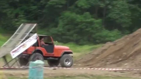 VV7 FAIL Jeep Rolls Down Hill Stock-Footage 129459552