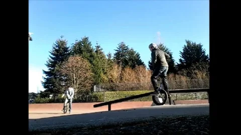 VV734 Unicycle rail fail! Stock-Footage 129456326