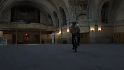 VV741 Unicycle trick bail! Stock-Footage 129454345