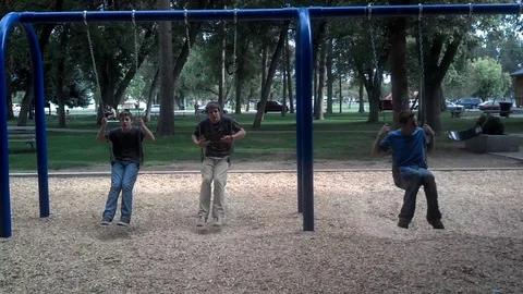 VV96  EPIC Swing Fail! Stock-Footage 129462147