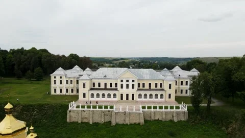 Vyshnivets Palace Stock-Footage 297097161