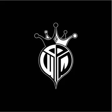 W Q circle monogram logo emblem style with clown crown shape vector decoratio Stock Illustration