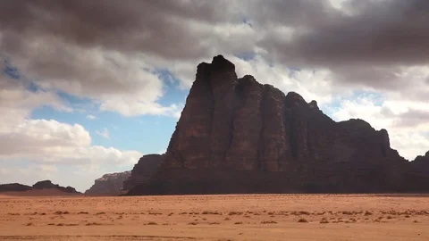 Wadi Rum desert 2 Vídeos de archivo 83446904