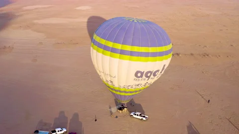 WADI RUM, JORDAN – MARCH 8, 2023. Ballooning in Wadi Rum. Stock Footage 283798047