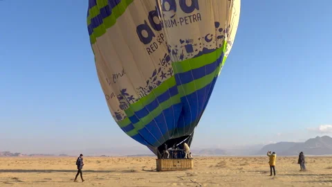 WADI RUM, JORDAN – MARCH 8, 2023. Ballooning in Wadi Rum. Stock Footage 283798593