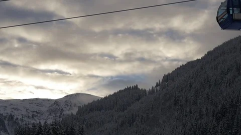 Wagon of cableway rides in the sky Video stock 82711474