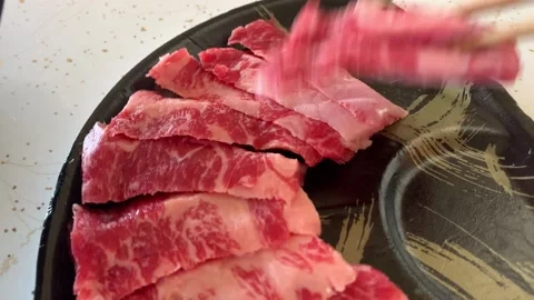 Wagyu Beef with Garlic Vidéo 164612351