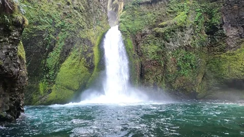 Wahclella Falls Angle2 30 sec 4K 60fps Stock Footage 294123754