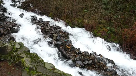 Wahkeena trail 420 Oregon - Wahkeena Falls Stock Footage 59585120