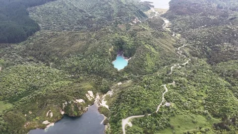 Waimangu Volcanic Valley drone pullback geothermal lakes New Zealand landscape Stock-Footage 333829535