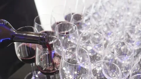A waiter pouring red wine Video stock 293000925