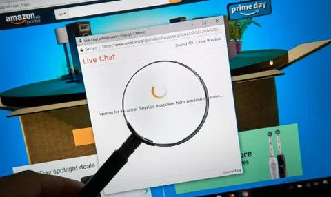 Waiting for customer assistance message on Amazon Prime Day site Stock Photos