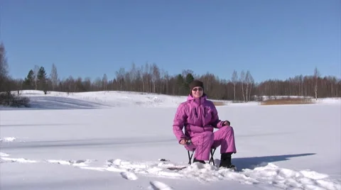 Waiting for fish 스톡 동영상 1994504