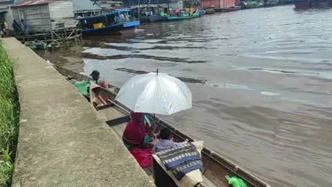 Waiting Stock Footage 324595679