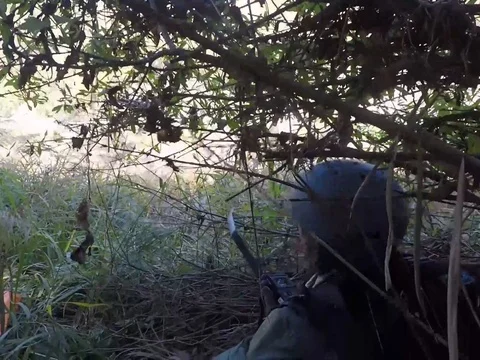 Waiting for helicopter to rescue downed pilot on Exercise Pacific Thunder 18-1 Видео 81950338